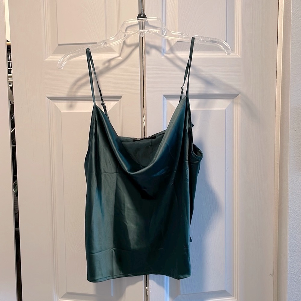 Silk green tank top: Size L